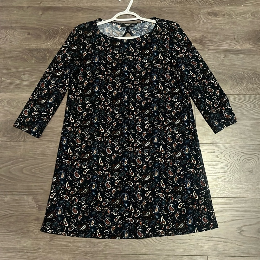 NWOT Mango Size 4 3/4 Navy Paisly Mini Dress